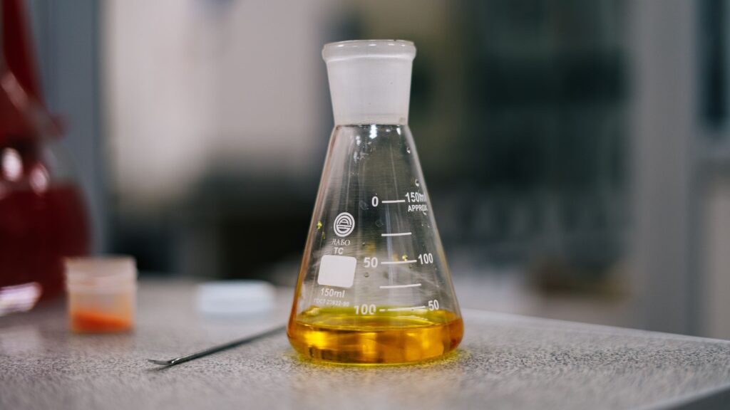 lipid production from acetate